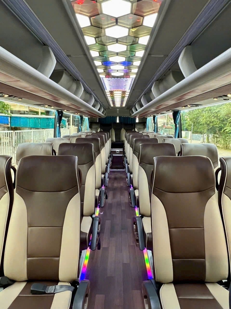 cho thuê xe du lịch đà lạt nha trang