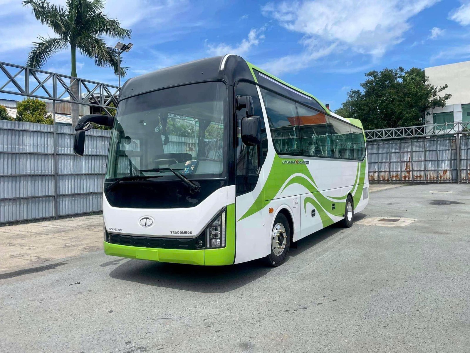 cho thuê xe du lịch đà lạt 29 chỗ