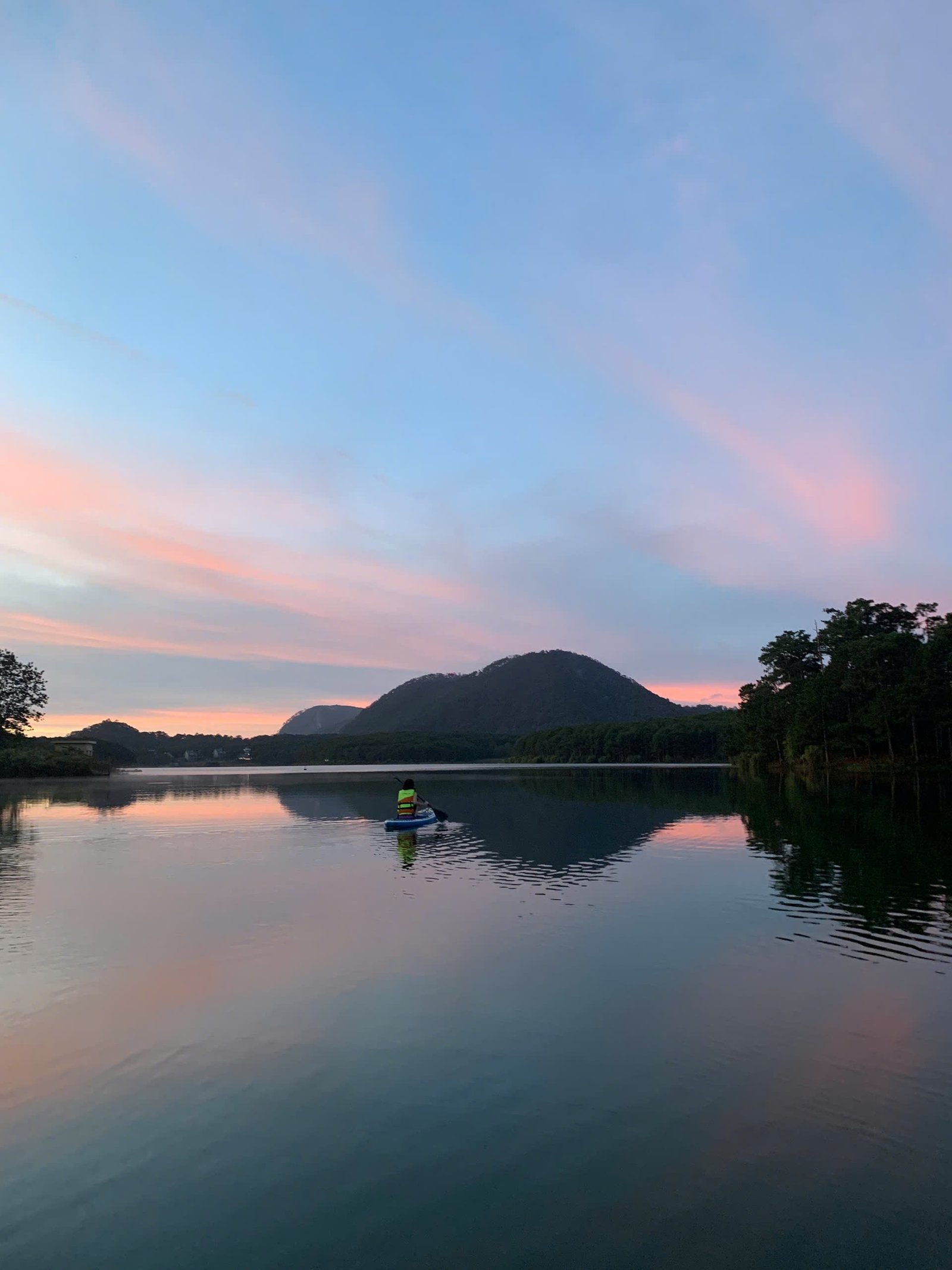 giá chèo sup đà lạt