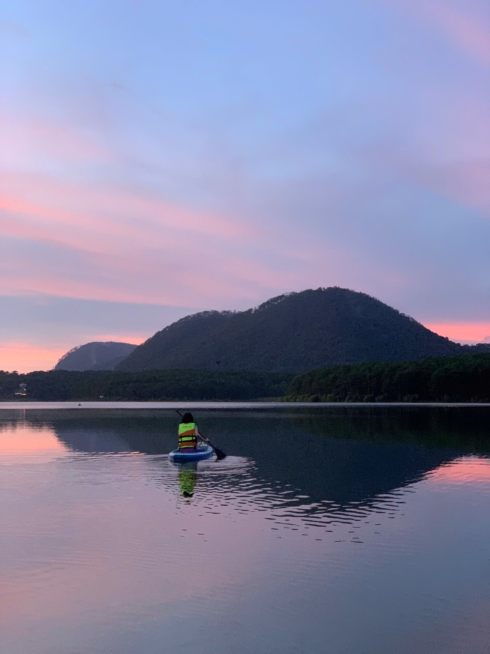 giá chèo sup đà lạt